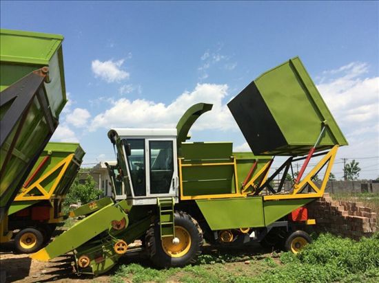 玉米青儲(chǔ)機(jī)