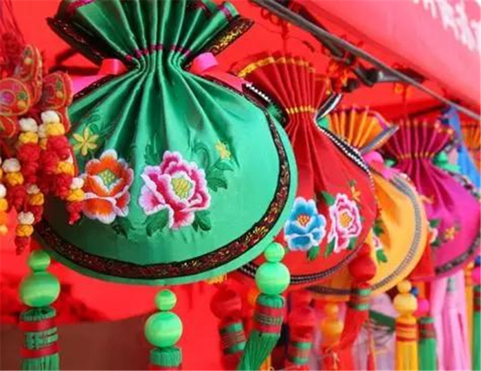 端午佳節(jié)傳統(tǒng)習(xí)俗你還記得多少？我們這代可不能丟了老規(guī)矩